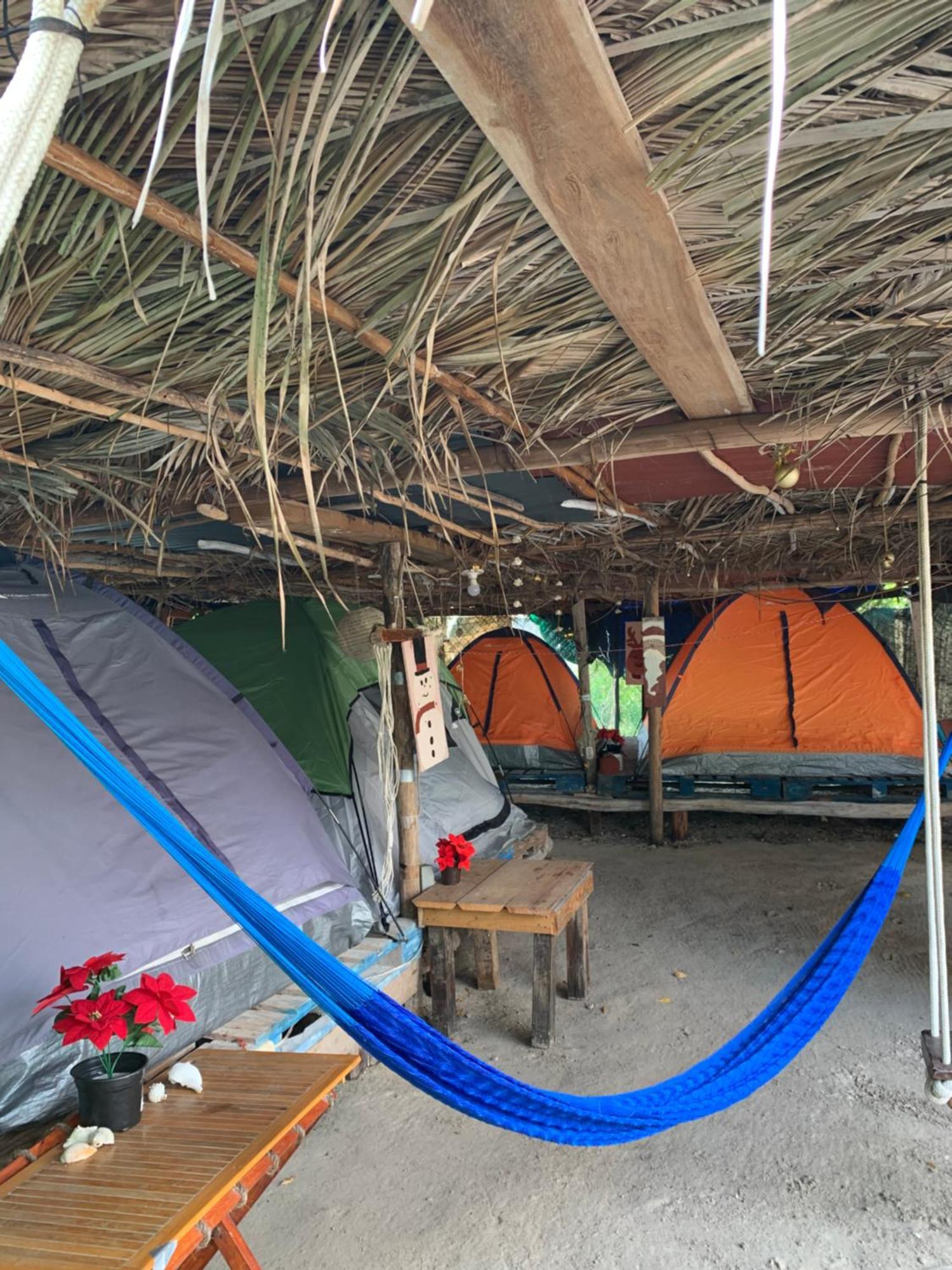 Casa De Los Santos Camping Y Eco Cabanas Isla Holbox Luaran gambar